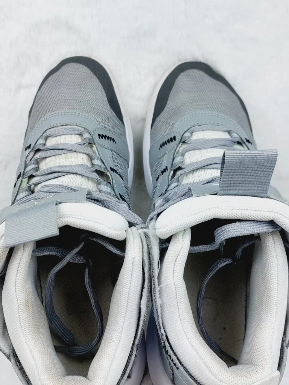 Jordan men particle